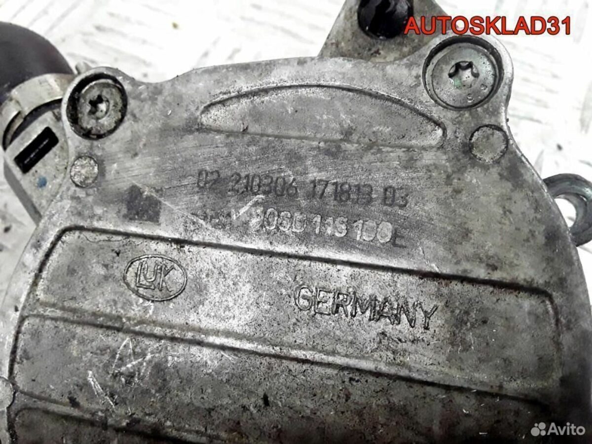 Насос вакуумный Audi A4 B7 2,0 BUL 06D145100E - АвтоСклад31.рф - авторазборка контрактные б/у запчасти в г. Белгород