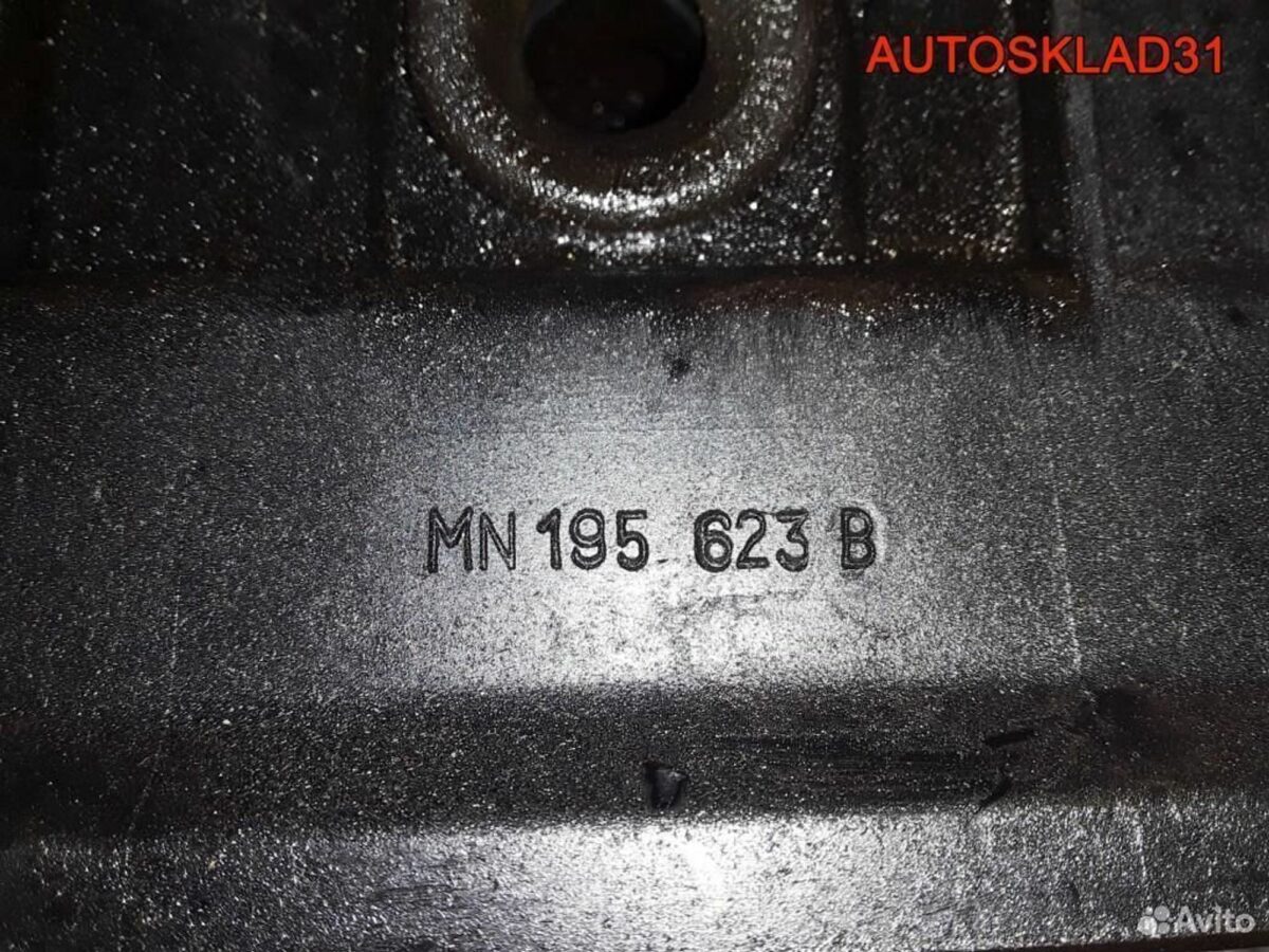 Крышка клапанная Mitsubishi Colt Z3 1,3 MN195623B - АвтоСклад31.рф - авторазборка контрактные б/у запчасти в г. Белгород