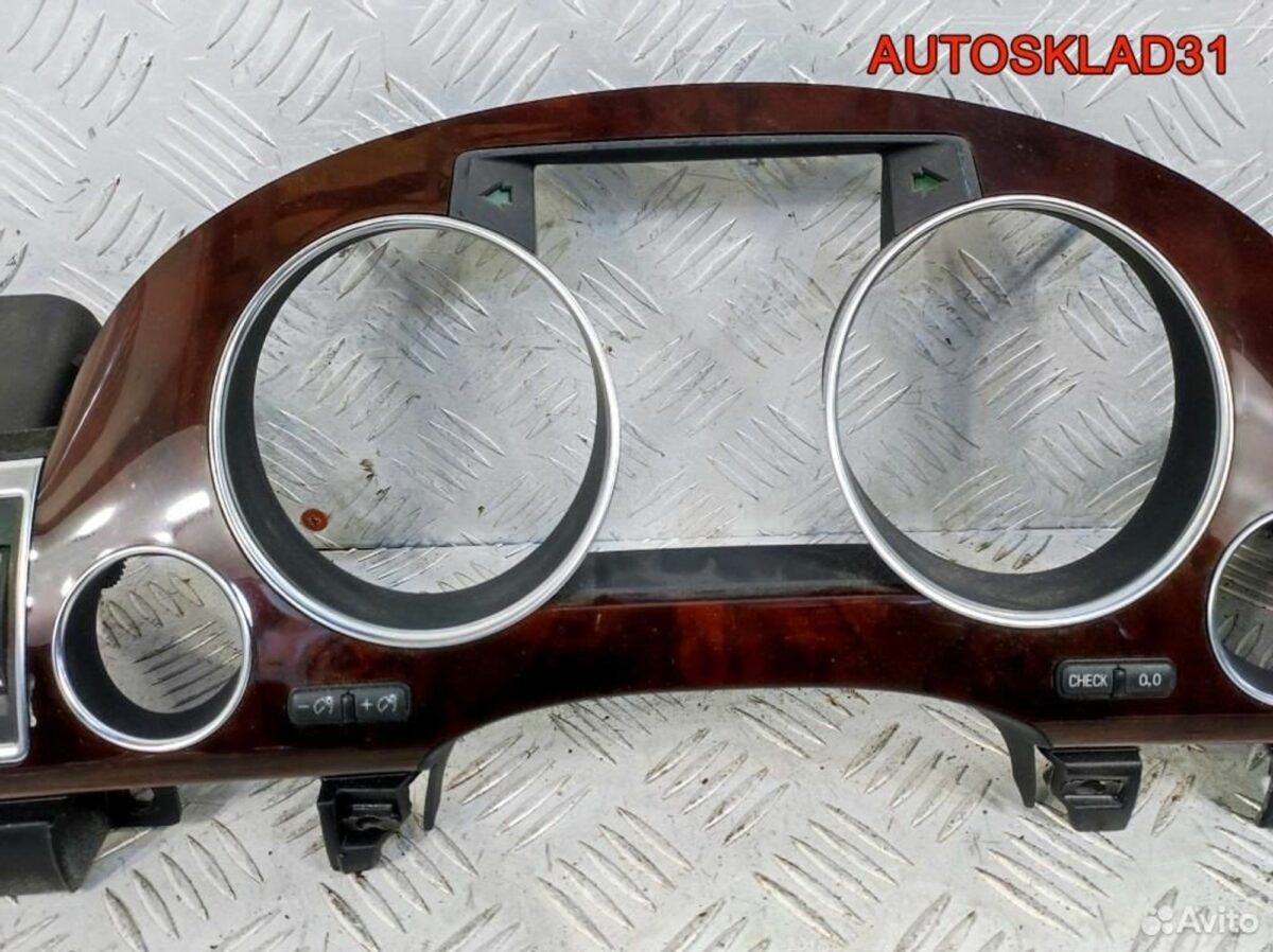 Накладка приборной панели Audi A8 D3 4E1857115 - АвтоСклад31.рф - авторазборка контрактные б/у запчасти в г. Белгород