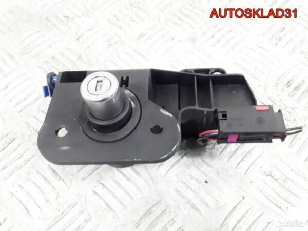 Крышка коленвала задняя VW Passat B5+ 07D103173F - АвтоСклад31.рф - авторазборка контрактные б/у запчасти в г. Белгород