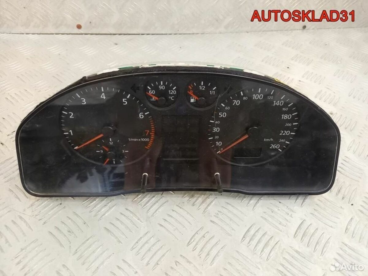 Панель приборов Audi A4 B5 8D0919860G бензин - АвтоСклад31.рф - авторазборка контрактные б/у запчасти в г. Белгород