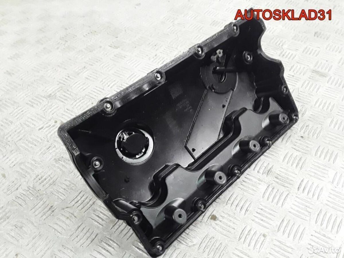 Крышка клапанная Skoda Octavia A5 BXE 038103475N - АвтоСклад31.рф - авторазборка контрактные б/у запчасти в г. Белгород