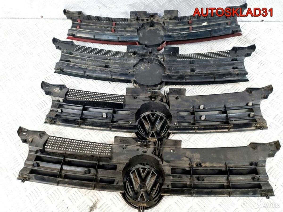 Решетка радиатора Volkswagen Golf 4 1J0853651F - АвтоСклад31.рф - авторазборка контрактные б/у запчасти в г. Белгород