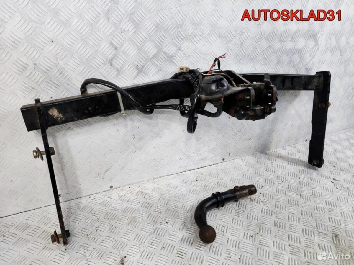 Фаркоп со съемным крюком VW Раssаt B6 Combi - АвтоСклад31.рф - авторазборка контрактные б/у запчасти в г. Белгород