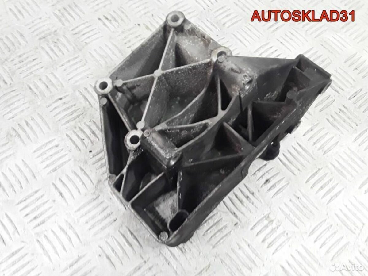 Кронштейн кондиционера BMW E39 64551740725 - АвтоСклад31.рф - авторазборка контрактные б/у запчасти в г. Белгород