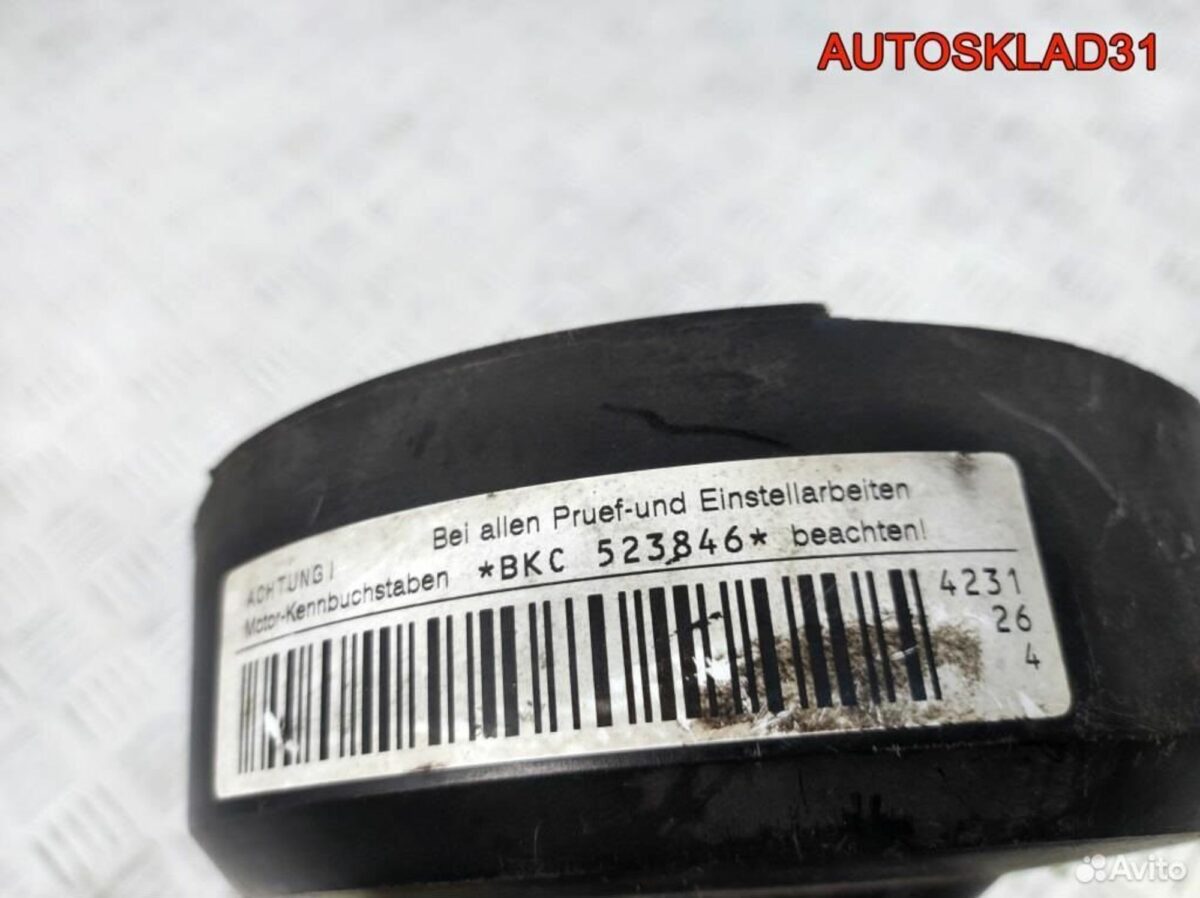 Кожух ремня грм VW Passat B6 1,9 BKC 045109107F - АвтоСклад31.рф - авторазборка контрактные б/у запчасти в г. Белгород