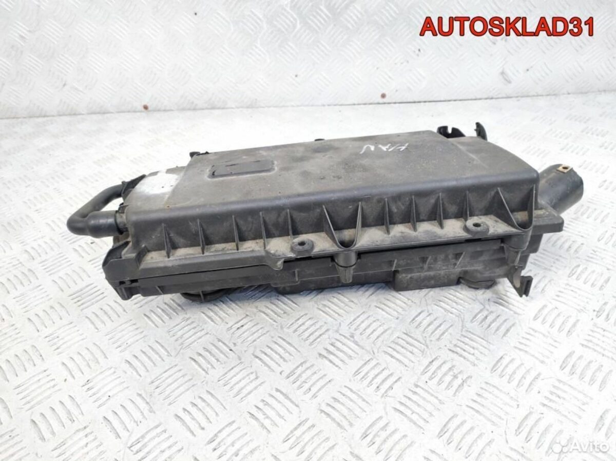 Корпус воздушного фильтра VW Golf 4 036129611BD - АвтоСклад31.рф - авторазборка контрактные б/у запчасти в г. Белгород