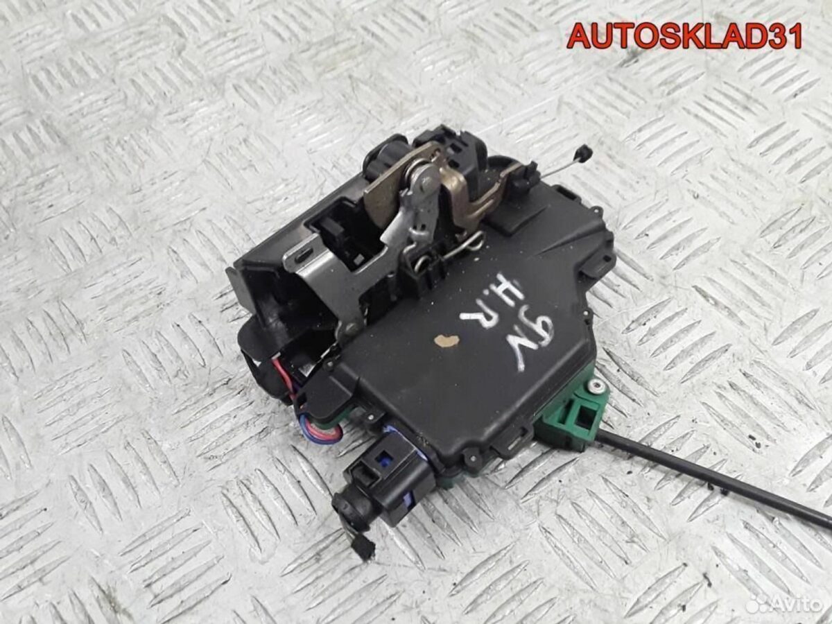 Замок двери задней правой VW Polo 9N 3B4839016AG - АвтоСклад31.рф - авторазборка контрактные б/у запчасти в г. Белгород