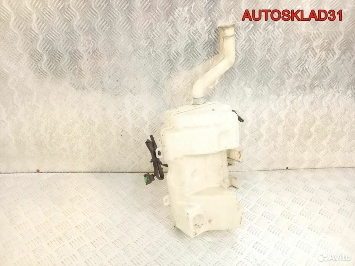 Бачок омывателя лобового стекла Mitsubishi Colt Z3 - АвтоСклад31.рф - авторазборка контрактные б/у запчасти в г. Белгород