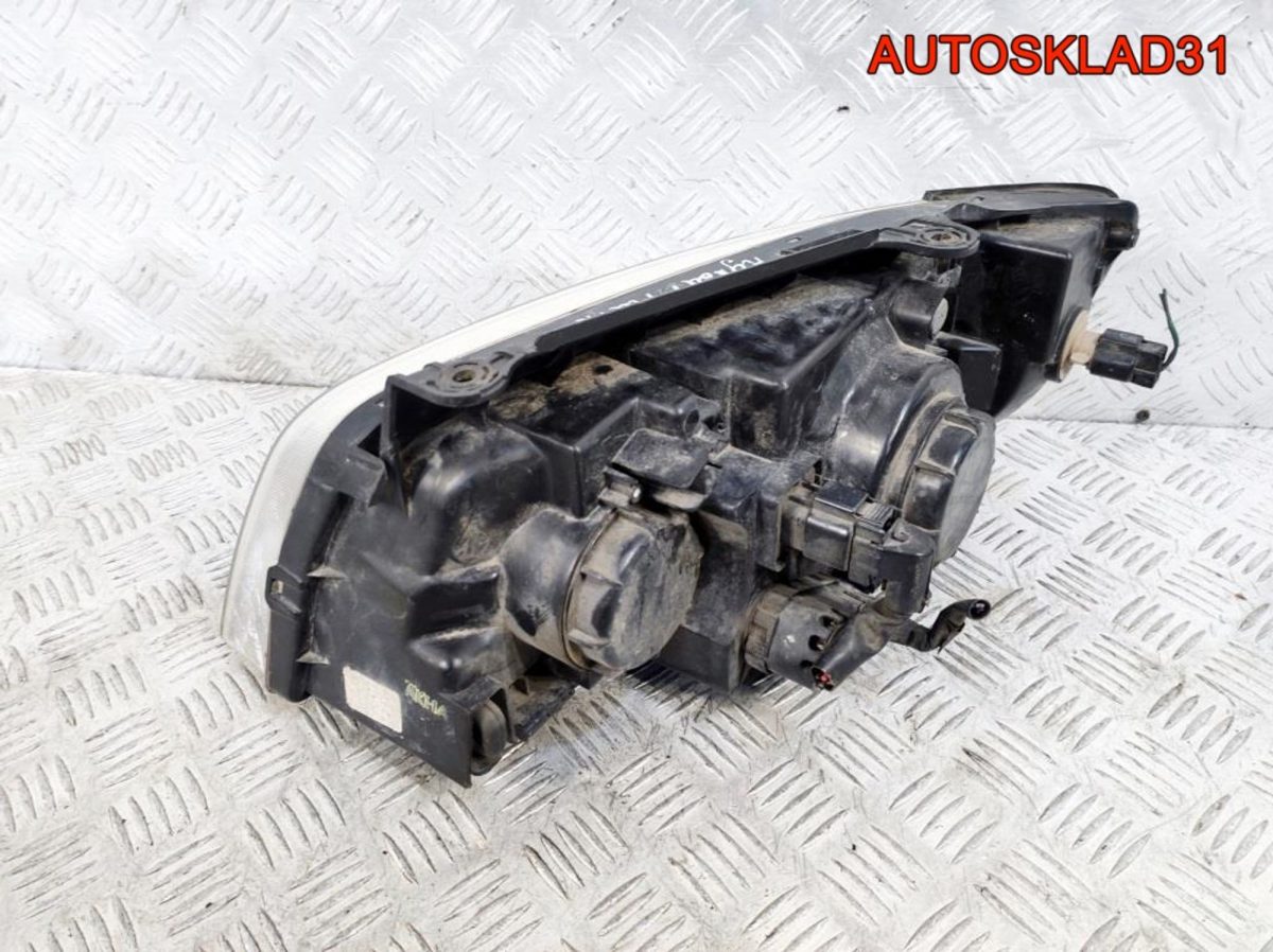 Фара правая Hyundai Matrix 9210217610 Рестайлинг - АвтоСклад31.рф - авторазборка контрактные б/у запчасти в г. Белгород