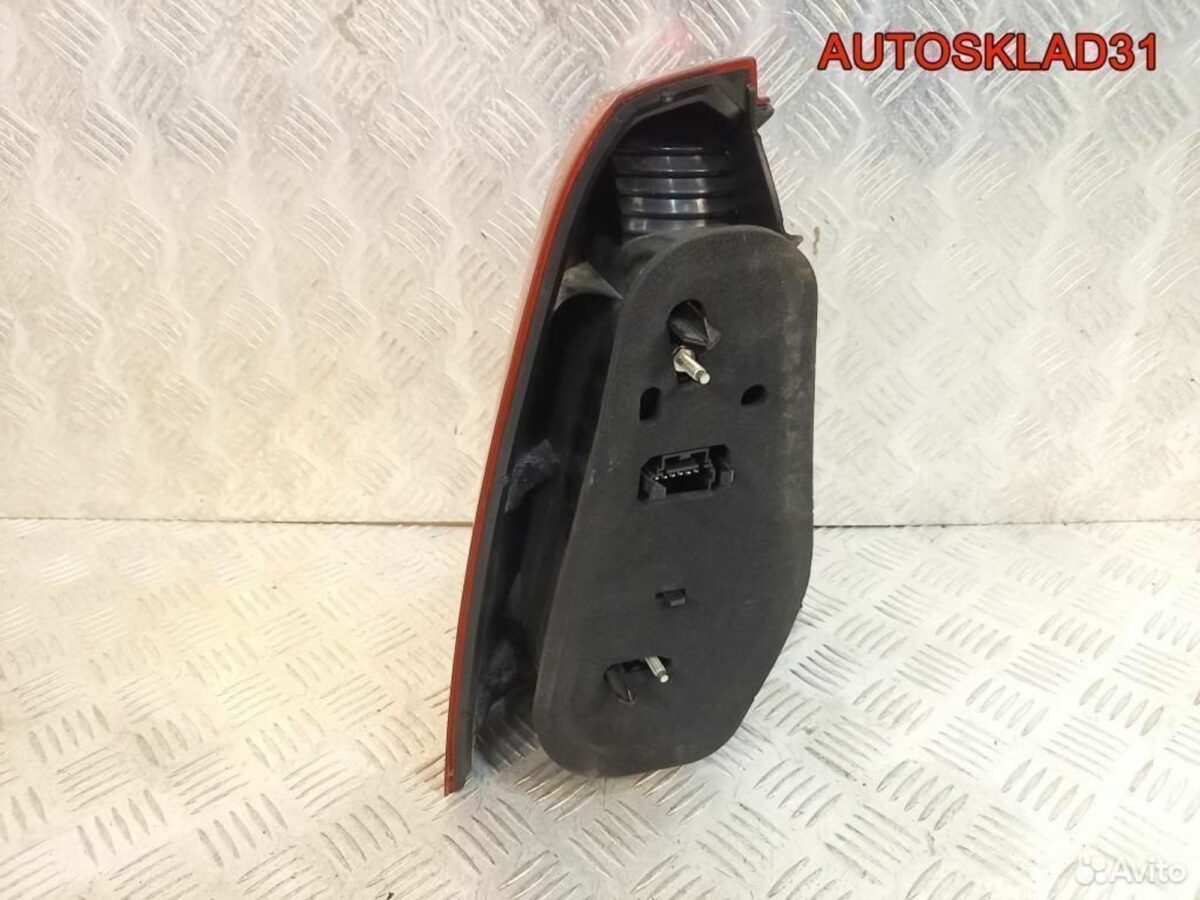 Фонарь задний правый Renault Logan 6001549148 - АвтоСклад31.рф - авторазборка контрактные б/у запчасти в г. Белгород
