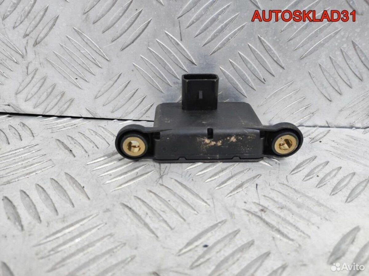 Датчик ускорения Opel Astra J 1,6 A16XER 13505726 - АвтоСклад31.рф - авторазборка контрактные б/у запчасти в г. Белгород