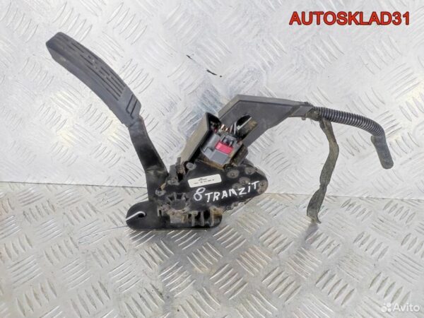 Накладка крышки багажника Mercedes W203 Универсал - АвтоСклад31.рф - авторазборка контрактные б/у запчасти в г. Белгород