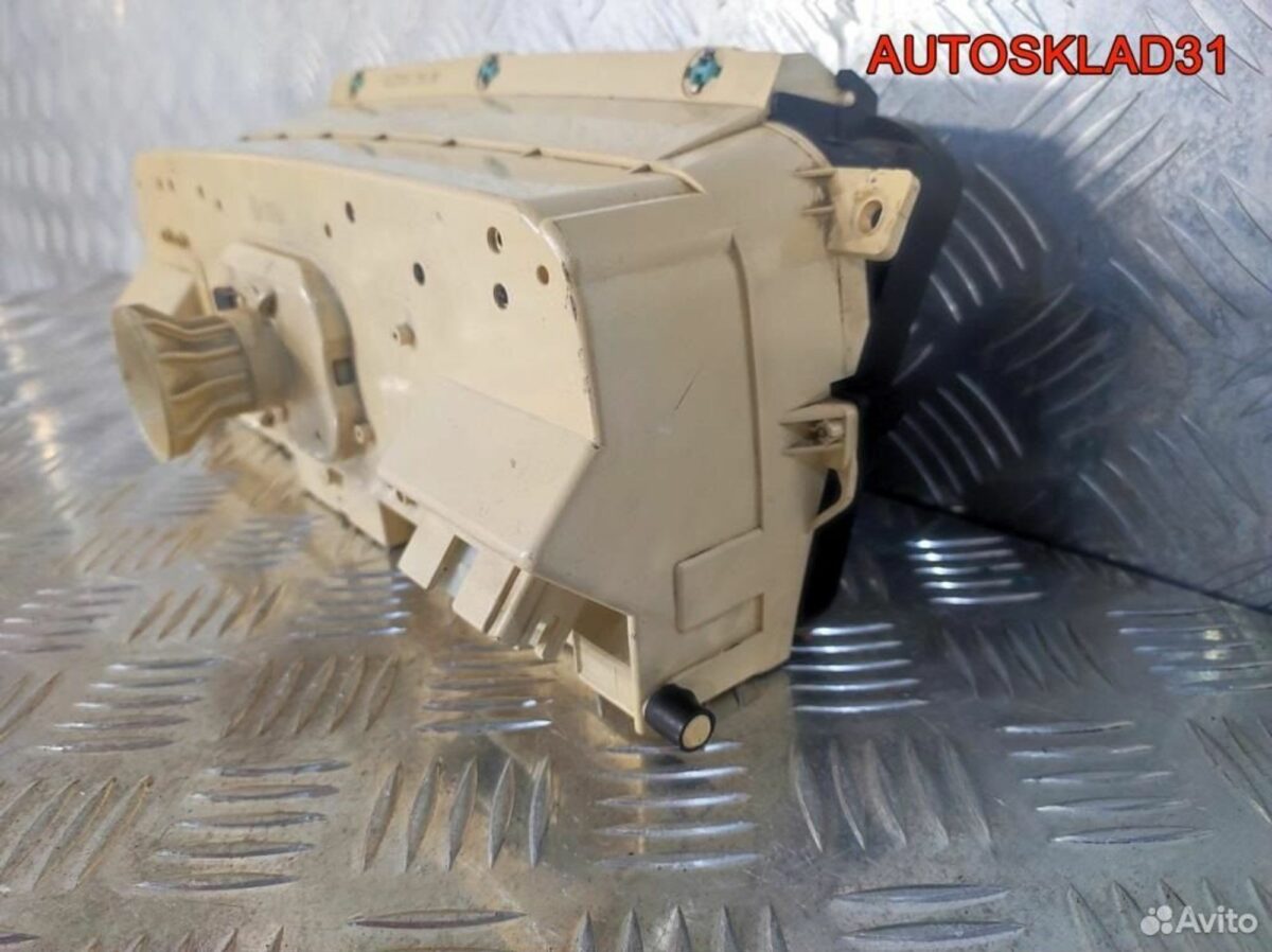 Панель приборов VW Passat B3 357919033S - АвтоСклад31.рф - авторазборка контрактные б/у запчасти в г. Белгород