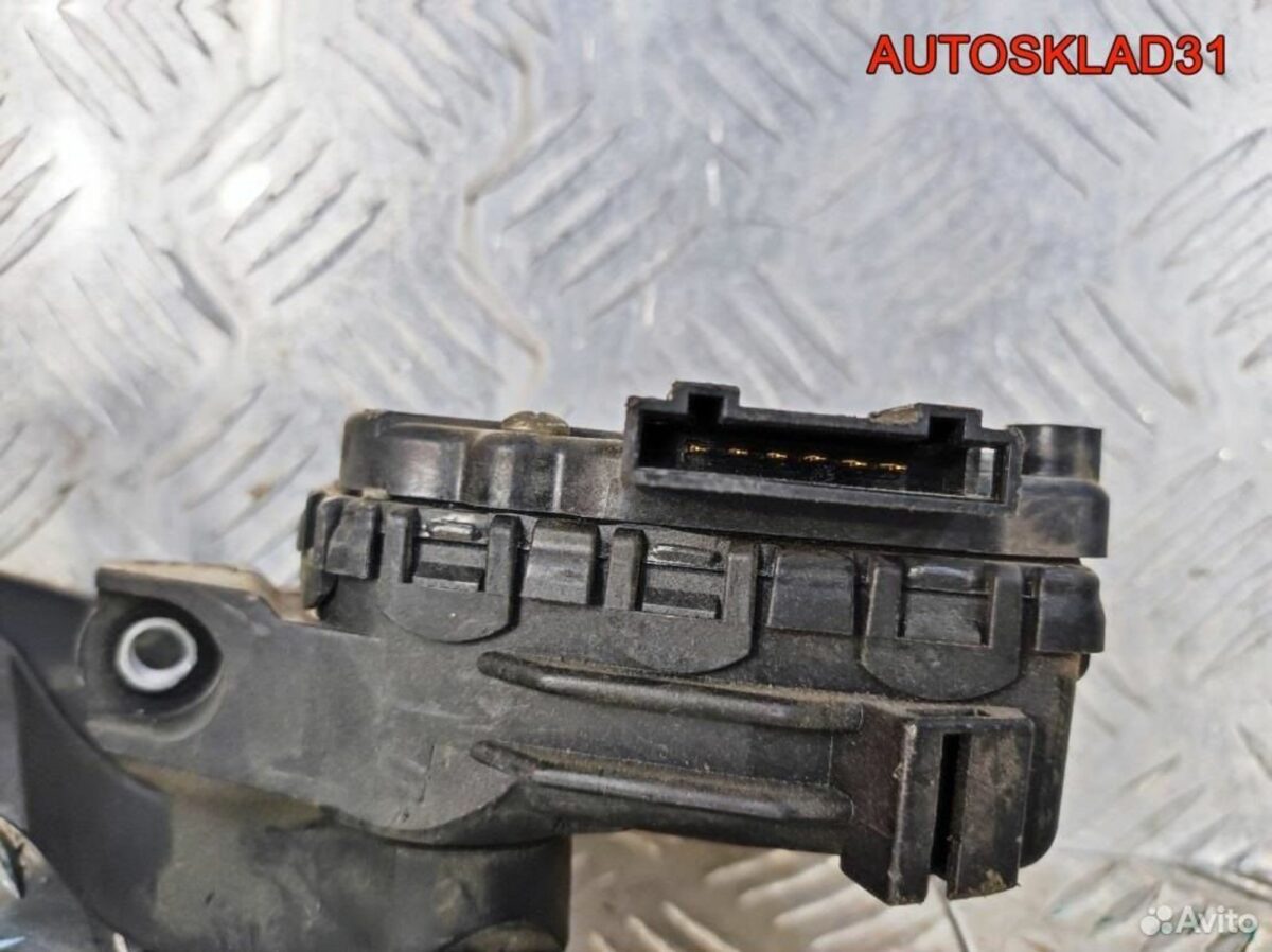 Педаль газа Audi A4 B5 8D1721523J Дизель - АвтоСклад31.рф - авторазборка контрактные б/у запчасти в г. Белгород