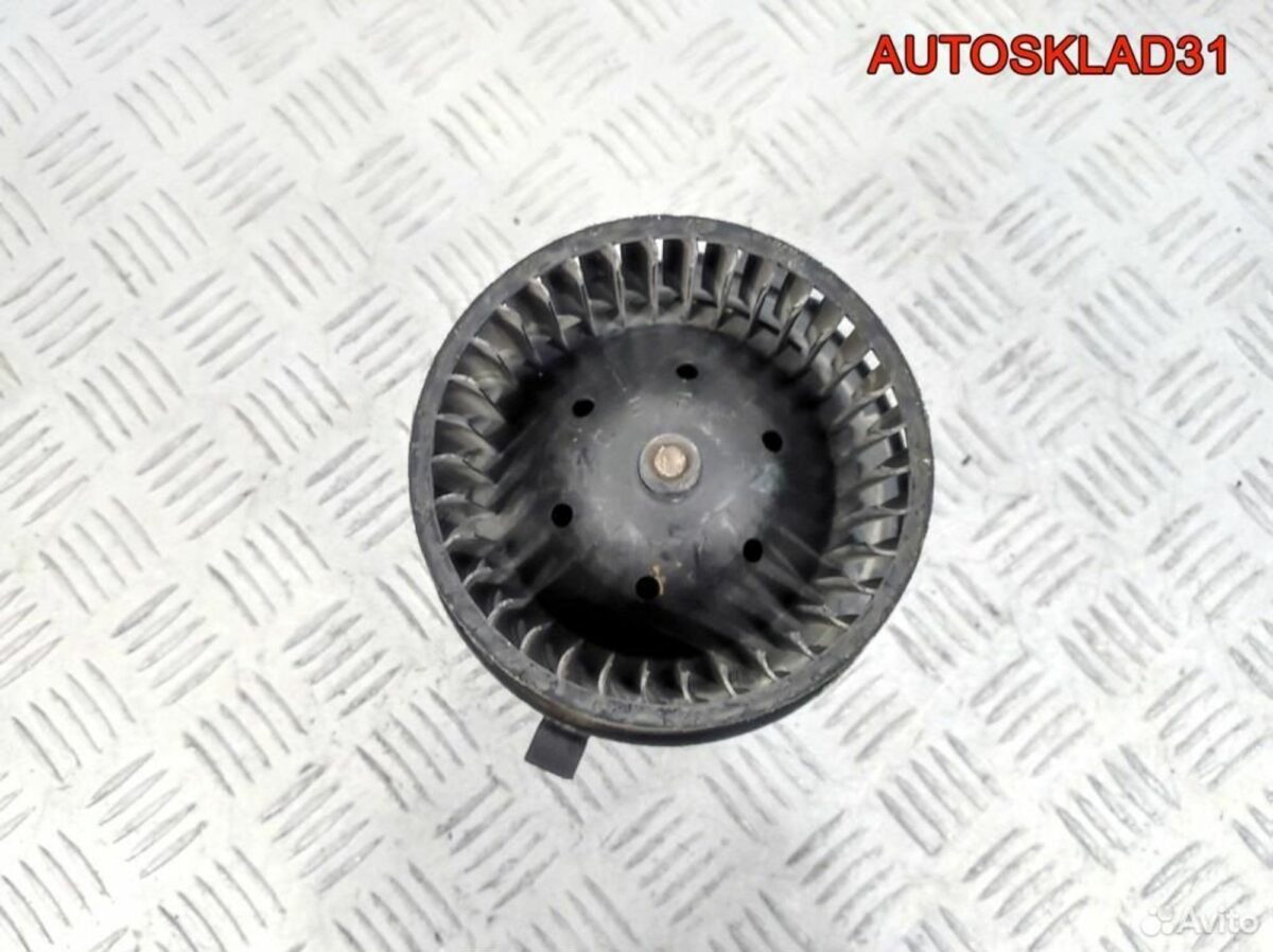 Моторчик отопителя Volkswagen Golf 2 191819021 - АвтоСклад31.рф - авторазборка контрактные б/у запчасти в г. Белгород