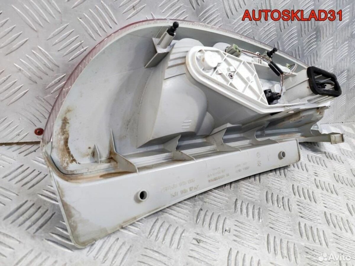Фонарь задний правый Skoda Roomster 5J7945096 - АвтоСклад31.рф - авторазборка контрактные б/у запчасти в г. Белгород