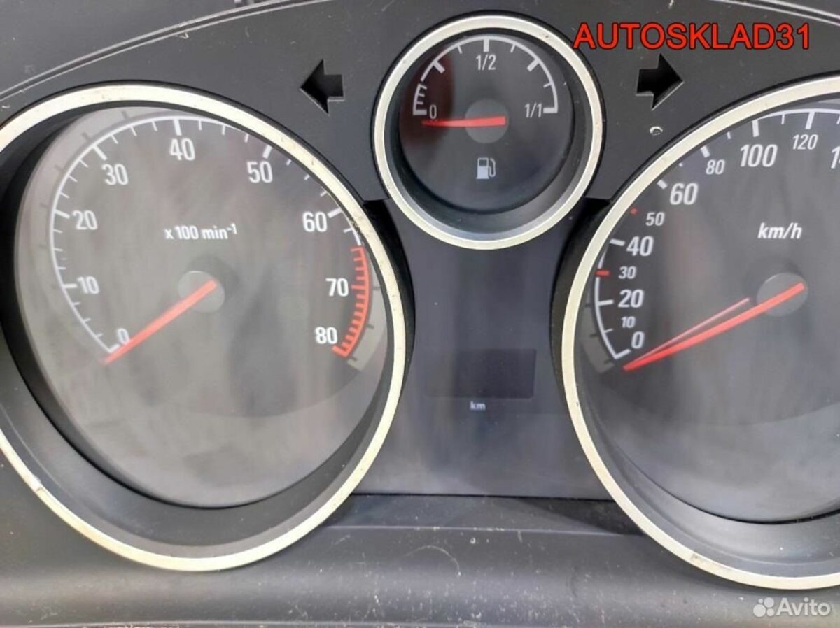 Панель приборов Opel Astra H 13172010 Бензин - АвтоСклад31.рф - авторазборка контрактные б/у запчасти в г. Белгород