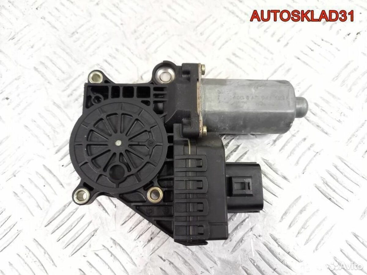 Моторчик стеклоподъемника Ford Mondeo 3 0130821772 - АвтоСклад31.рф - авторазборка контрактные б/у запчасти в г. Белгород