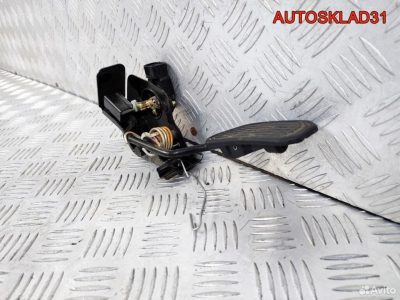 Педаль газа Toyota Avensis 2 7801013023 - АвтоСклад31.рф - авторазборка контрактные б/у запчасти в г. Белгород