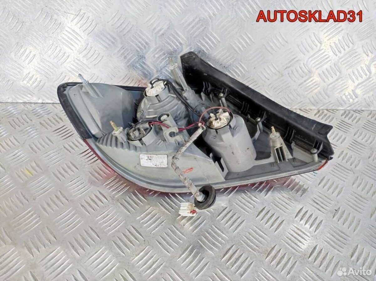Фонарь задний правый Hyundai Coupe GK 924022C010 - АвтоСклад31.рф - авторазборка контрактные б/у запчасти в г. Белгород