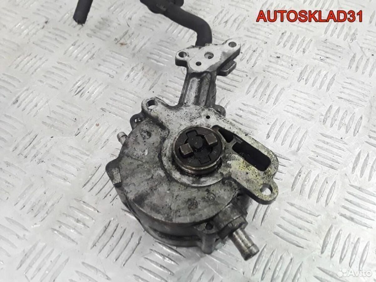Насос вакуумный Volkswagen Passat B5+ 038145209M - АвтоСклад31.рф - авторазборка контрактные б/у запчасти в г. Белгород