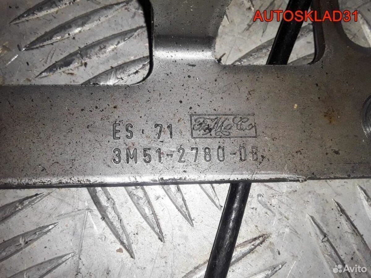 Рычаг стояночного тормоза Ford Focus 2 3M512780DB - АвтоСклад31.рф - авторазборка контрактные б/у запчасти в г. Белгород