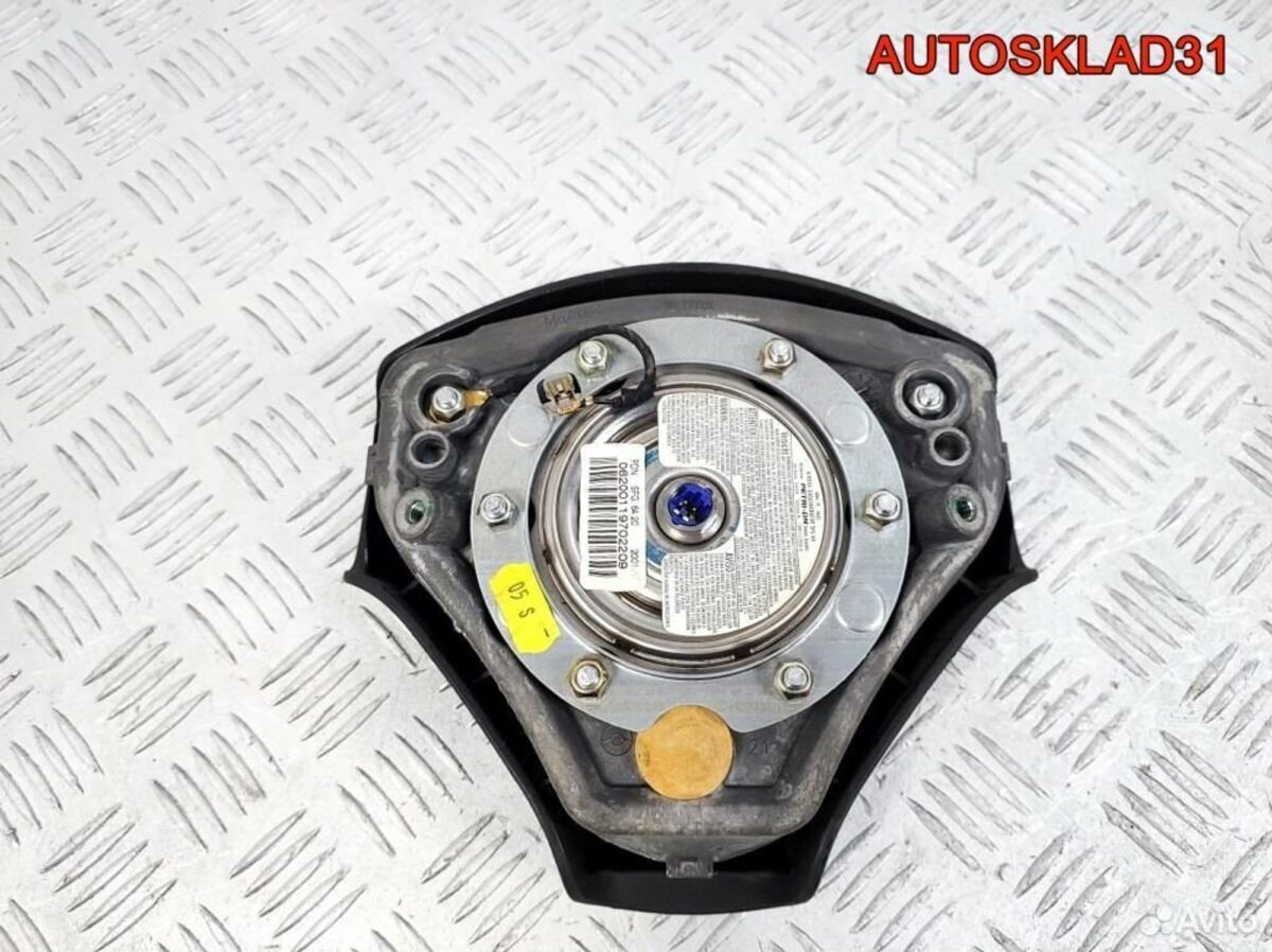 Подушка безопасности в руль Audi A6 C5 8E0880201K - АвтоСклад31.рф - авторазборка контрактные б/у запчасти в г. Белгород