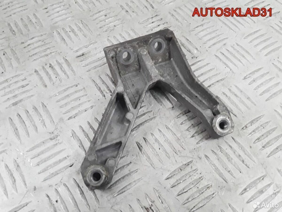 Кронштейн двигателя BMW E46 m43б19 11611743662 - АвтоСклад31.рф - авторазборка контрактные б/у запчасти в г. Белгород