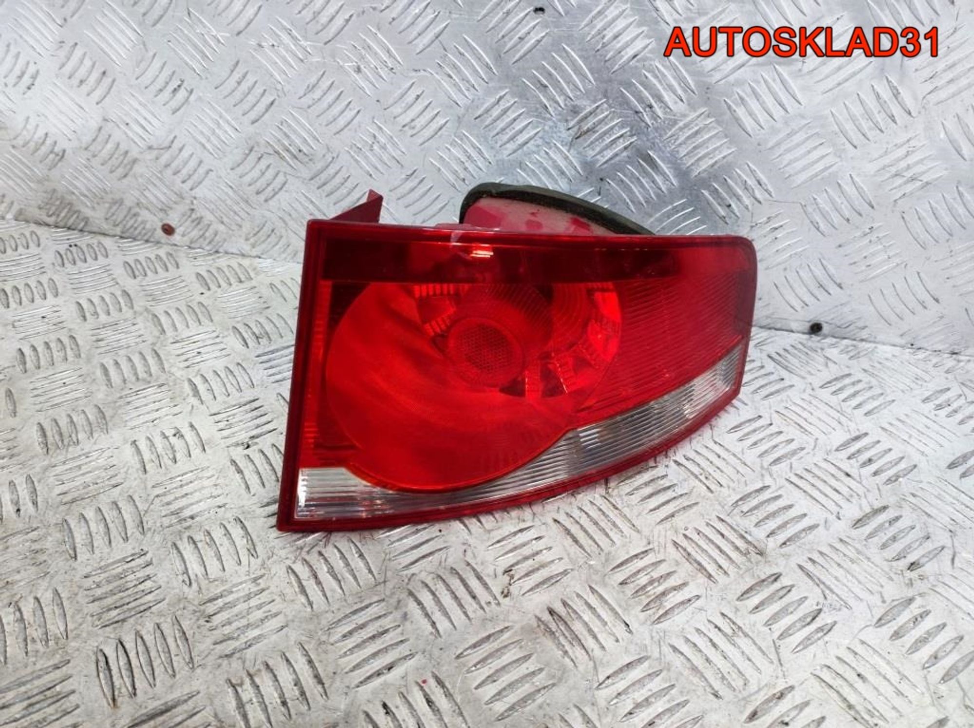 Фонарь задний правый Seat Altea 5P8945112A - АвтоСклад31.рф - авторазборка контрактные б/у запчасти в г. Белгород Фонарь задний правый Seat Altea 5P8945112A - АвтоСклад31.рф - авторазборка контрактные б/у запчасти в г. Белгород