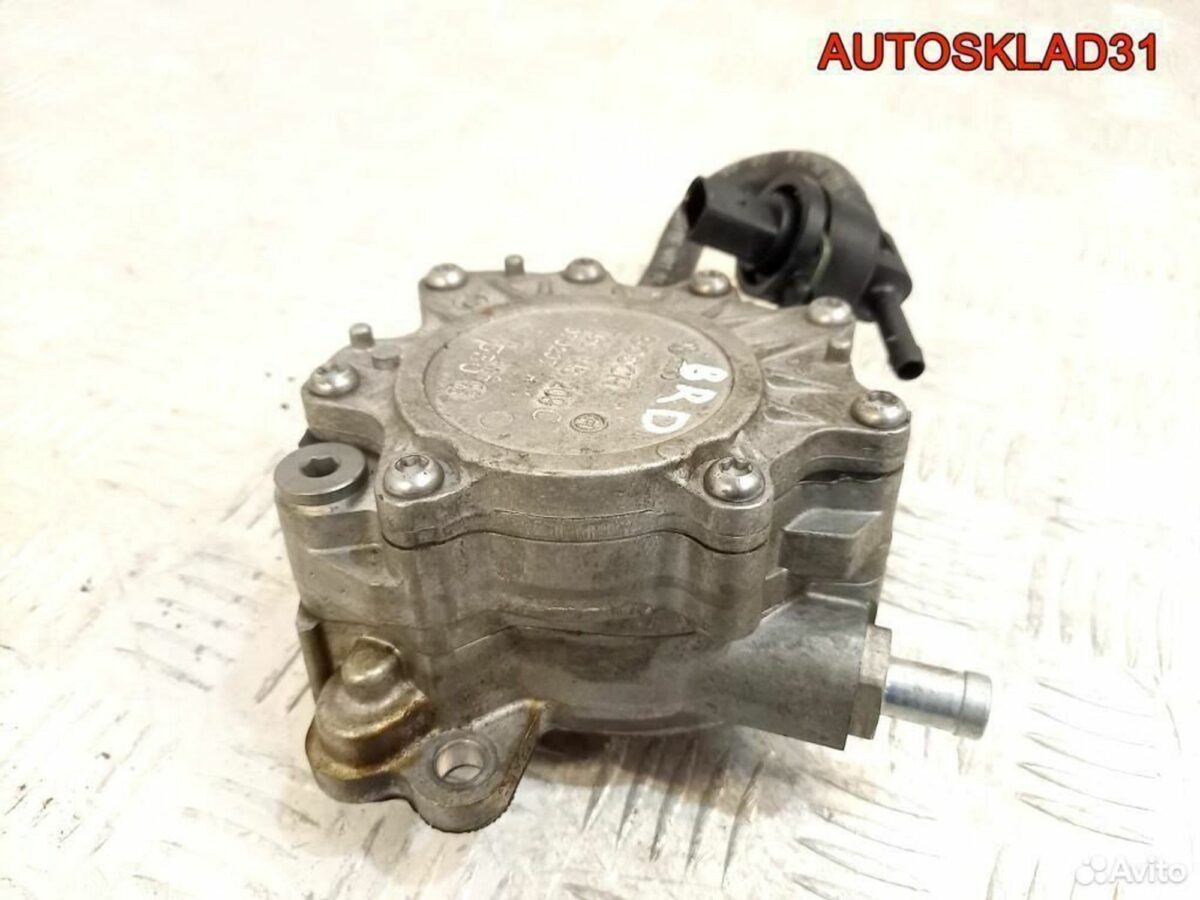 Насос вакуумный Audi A4 B7 2.0 BRD 03G145209C - АвтоСклад31.рф - авторазборка контрактные б/у запчасти в г. Белгород