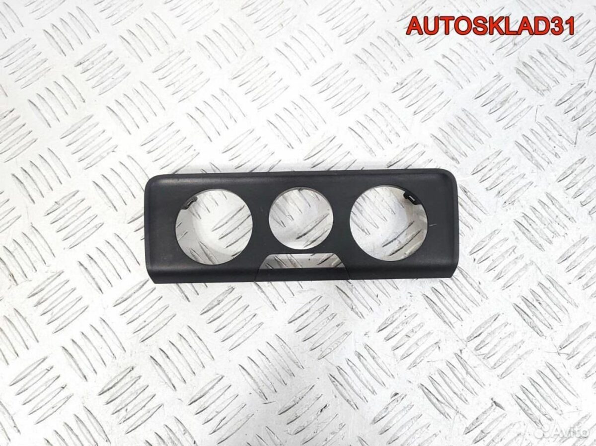 Накладка декоративная Skoda Fabia 6V0819075 - АвтоСклад31.рф - авторазборка контрактные б/у запчасти в г. Белгород