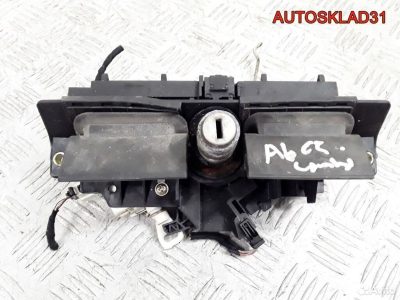 Ручка открывания багажника Audi A6 C5 4B0827565J - АвтоСклад31.рф - авторазборка контрактные б/у запчасти в г. Белгород