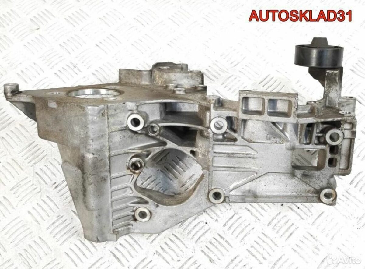 Кронштейн генератора VW Golf 4 1.9 AQM 038903143H - АвтоСклад31.рф - авторазборка контрактные б/у запчасти в г. Белгород