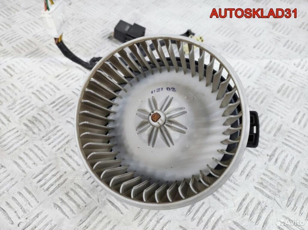 Моторчик отопителя Chevrolet Evanda 2004-2006 - АвтоСклад31.рф - авторазборка контрактные б/у запчасти в г. Белгород Моторчик отопителя Chevrolet Evanda 2004-2006 - АвтоСклад31.рф - авторазборка контрактные б/у запчасти в г. Белгород