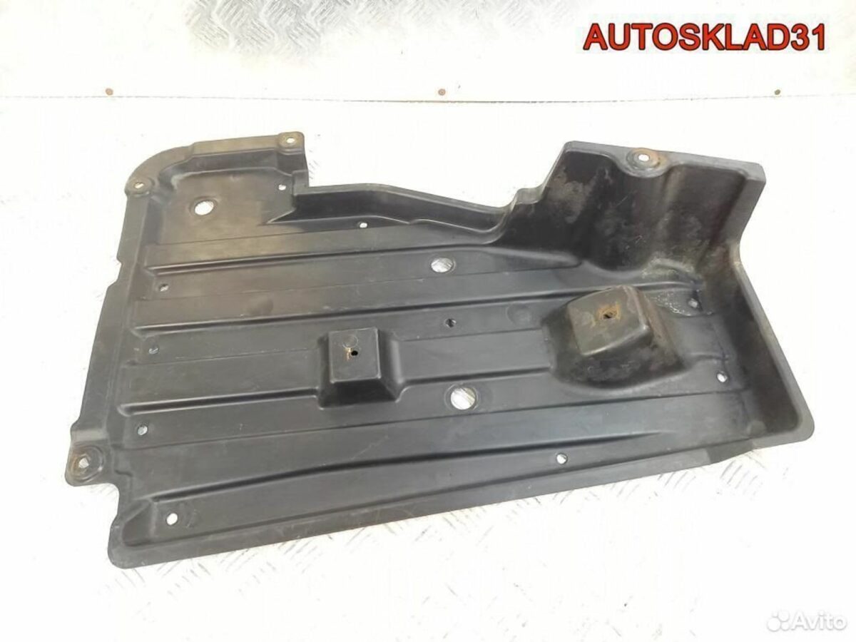 Пыльник кузова Toyota CorollaVerso 583980F010 - АвтоСклад31.рф - авторазборка контрактные б/у запчасти в г. Белгород