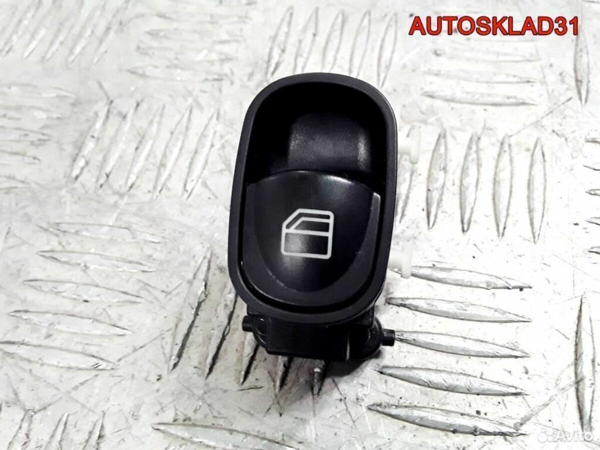 Кнопка стеклоподъемника Mercedes W203 A2038200210 - АвтоСклад31.рф - авторазборка контрактные б/у запчасти в г. Белгород