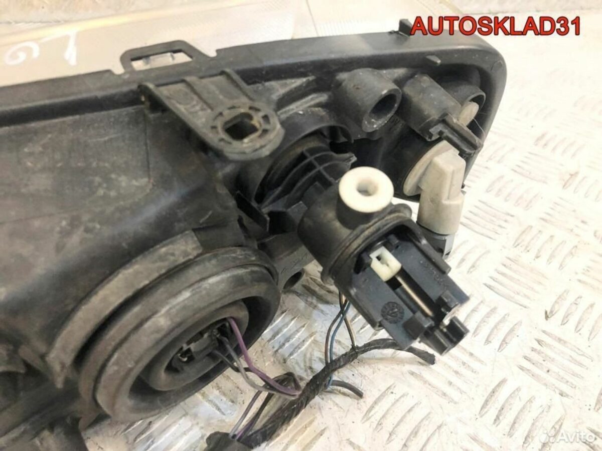 Фара правая Renault Logan 8200211006 - АвтоСклад31.рф - авторазборка контрактные б/у запчасти в г. Белгород