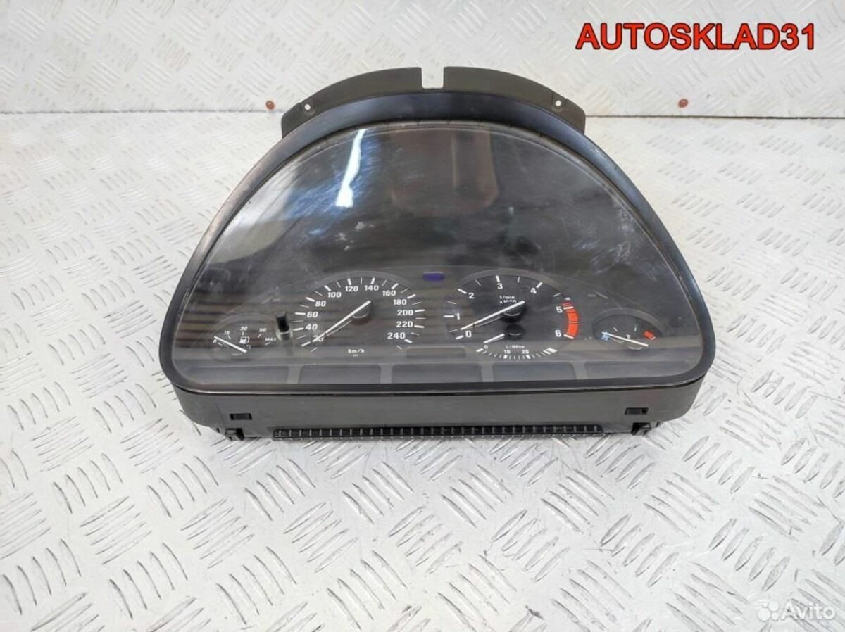 Панель приборов BMW E39 62118375902 - АвтоСклад31.рф - авторазборка контрактные б/у запчасти в г. Белгород