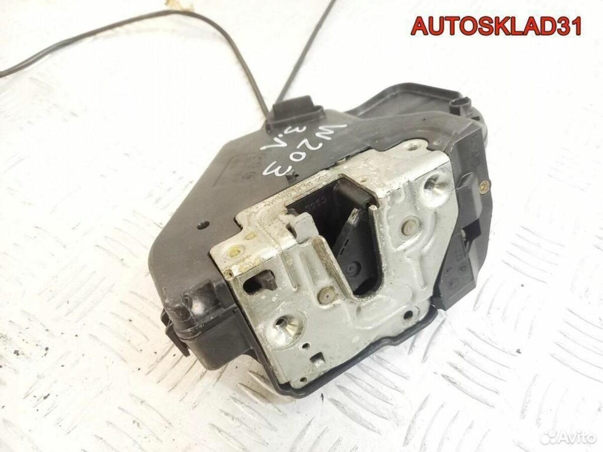 Замок двери задней левой Mercedes W203 2037300135 - АвтоСклад31.рф - авторазборка контрактные б/у запчасти в г. Белгород