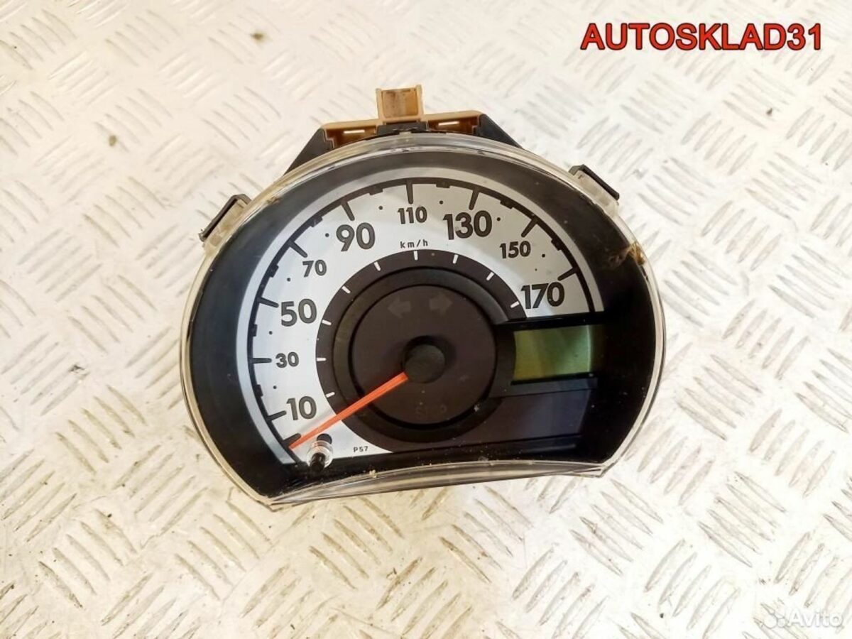 Панель приборов Toyota Aygo 838000H010 - АвтоСклад31.рф - авторазборка контрактные б/у запчасти в г. Белгород