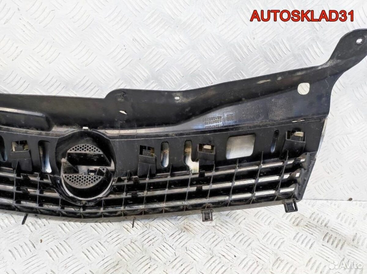 Решетка радиатора Opel Astra H GTC 13247083 Купе - АвтоСклад31.рф - авторазборка контрактные б/у запчасти в г. Белгород