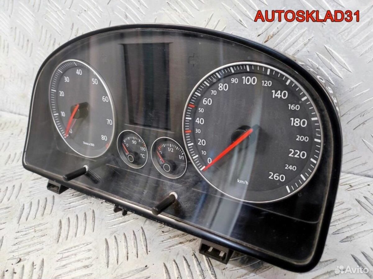 Панель приборов VW Touran 1T0920872B Бензин - АвтоСклад31.рф - авторазборка контрактные б/у запчасти в г. Белгород