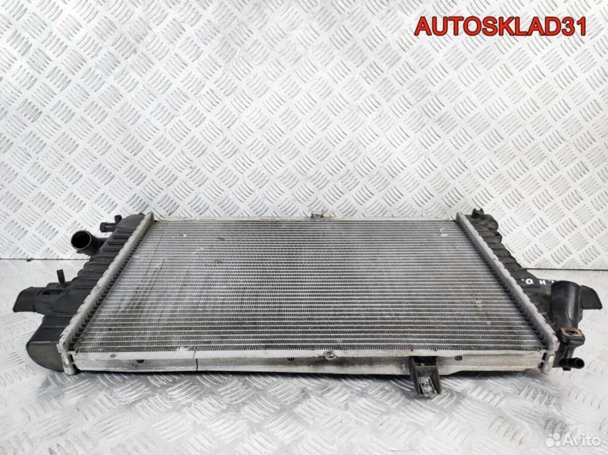 Радиатор основной Opel Astra H Z19DTH 13152320 - АвтоСклад31.рф - авторазборка контрактные б/у запчасти в г. Белгород