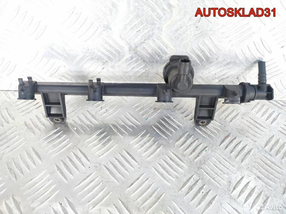 Рейка топливная Renault Megane 2 7700274294 - АвтоСклад31.рф - авторазборка контрактные б/у запчасти в г. Белгород