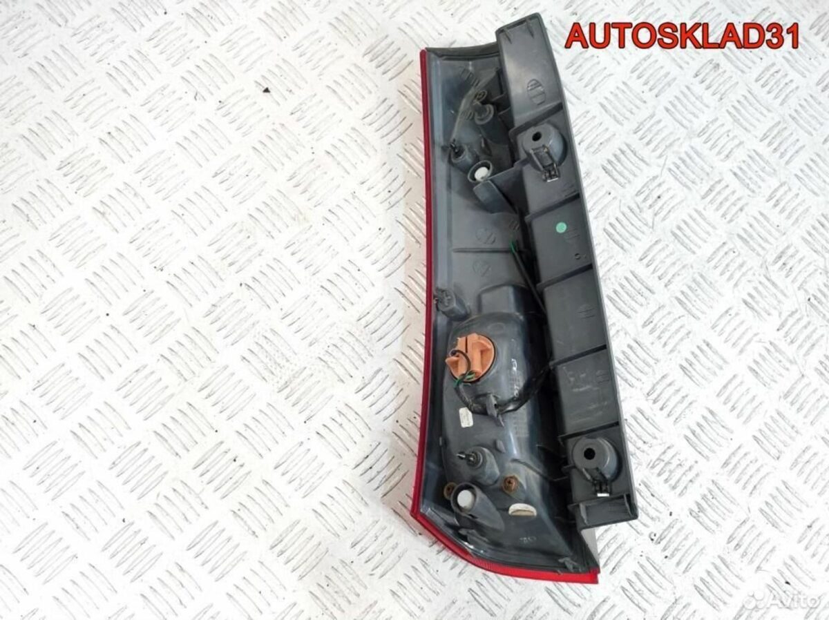 Фонарь задний правый Kia Ceed 924041H300 - АвтоСклад31.рф - авторазборка контрактные б/у запчасти в г. Белгород