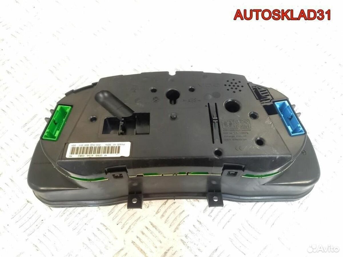 Панель приборов Volkswagen Passat B5 3B0919860A - АвтоСклад31.рф - авторазборка контрактные б/у запчасти в г. Белгород