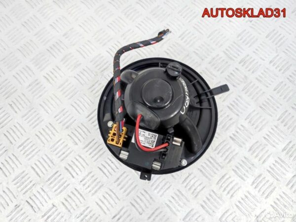 Моторчик дворника задний Toyota Avensis 2 - АвтоСклад31.рф - авторазборка контрактные б/у запчасти в г. Белгород