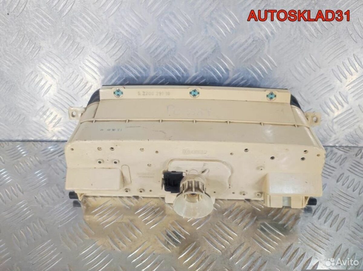 Панель приборов VW Passat B3 357919033S - АвтоСклад31.рф - авторазборка контрактные б/у запчасти в г. Белгород