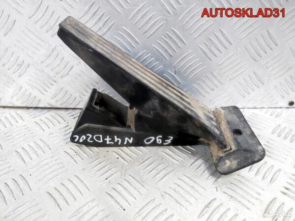 Решетка стеклоочистителя Audi A6 C6 4F1819447 - АвтоСклад31.рф - авторазборка контрактные б/у запчасти в г. Белгород